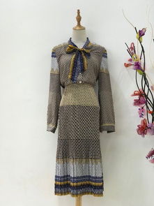 梵姿2018年春裝尾貨批發 品牌折扣女裝的一手貨源優勢解析